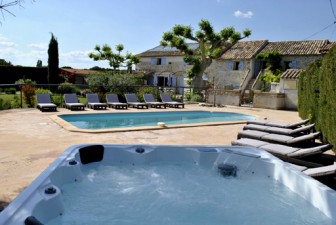 Le Mas des Oliviers, Gîte dans le Vaucluse
